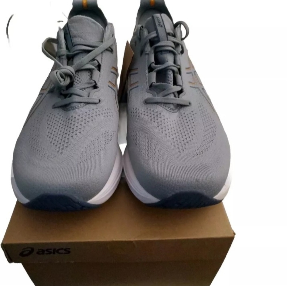 Asics Gel Nimbus 26 - image 5